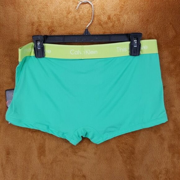 CALVIN KLEIN Boxer Briefs Mens Small Green Low Rise This is Love Pride - Picture 4 of 5